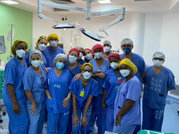 Pela-primeira-vez-equipe-100-baiana-realiza-cirurgia-para-separacao-de-gemeos-siameses-9